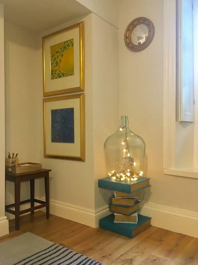 Beautiful 1Br Apartment In Historic St Aubin House Екстер'єр фото